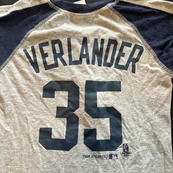 3/$15 Girls Detroit Tigers Justin Verlander shirt large - Picture 3 of 3